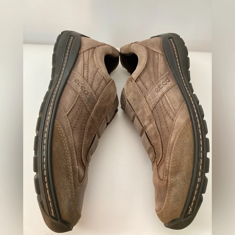 *ECCO Brown Weathered Distressed Leather & Suede Slip on Loafer Shoes